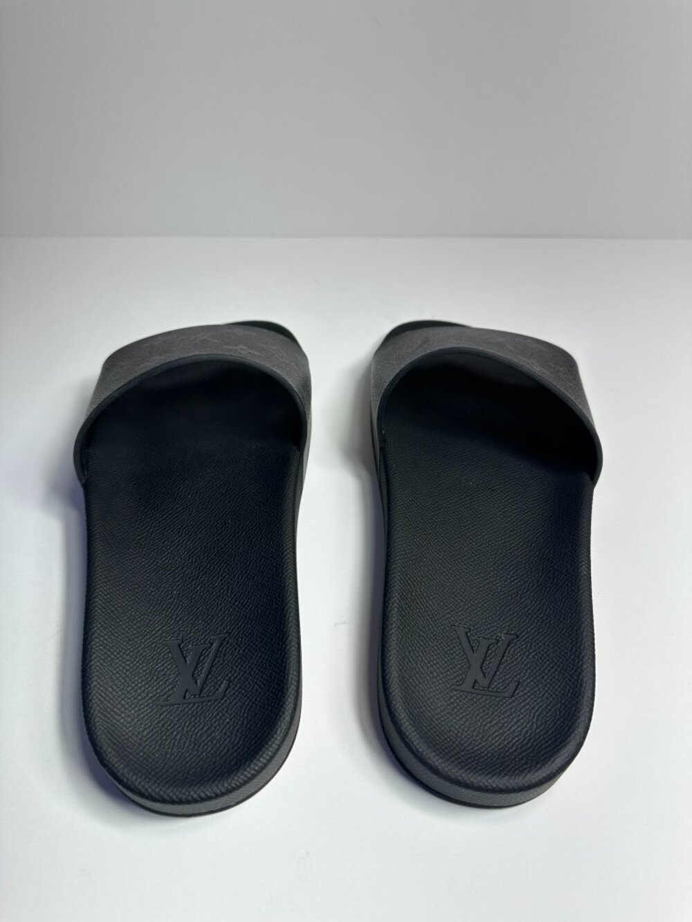 LOUIS VUITTON Waterfront Mule Slides in Monogram Eclipse - Picture 3 of 7